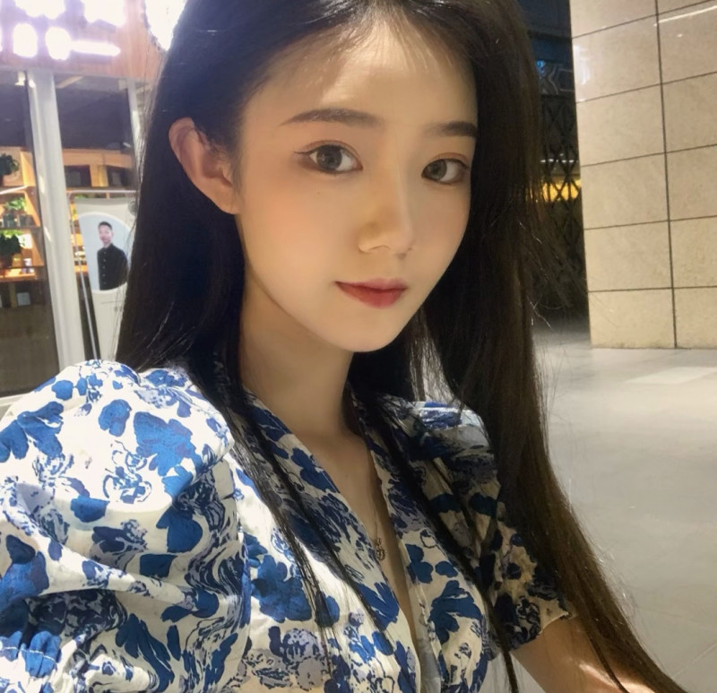 成都妹子在昆明做兼职